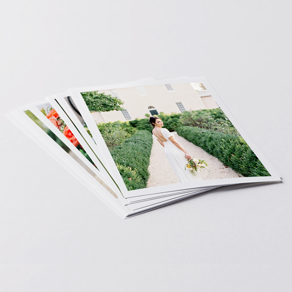 Фотографии 10x15 cm во рака